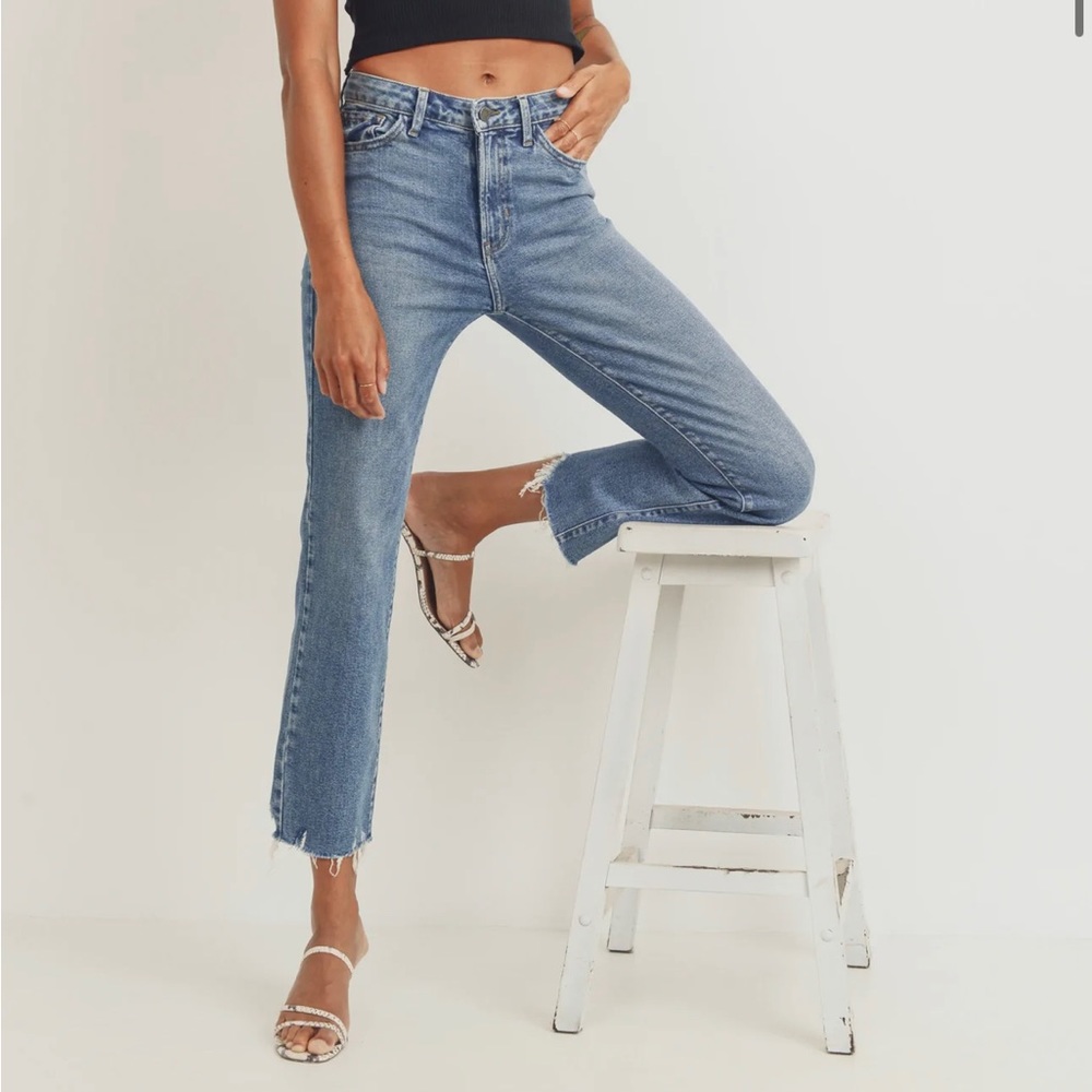 Just Black | Vintage-washed Straight Jean Distressed Hem | size 26